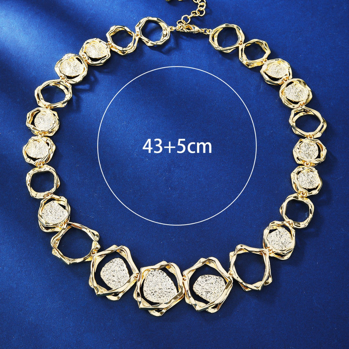 BrideTalk Original design palace style hollow circle necklace