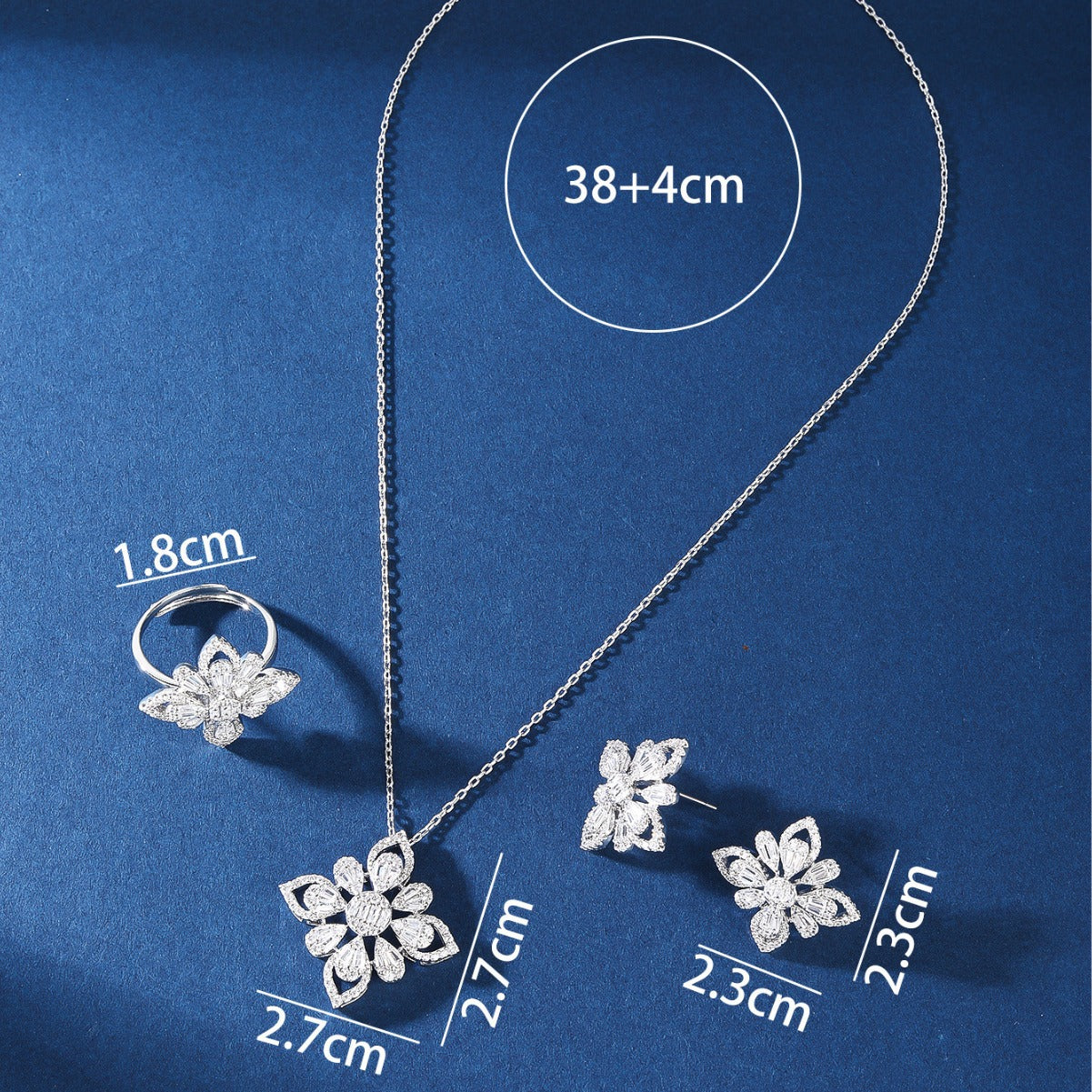 BrideTalk Zircon four-leaf clover necklace set