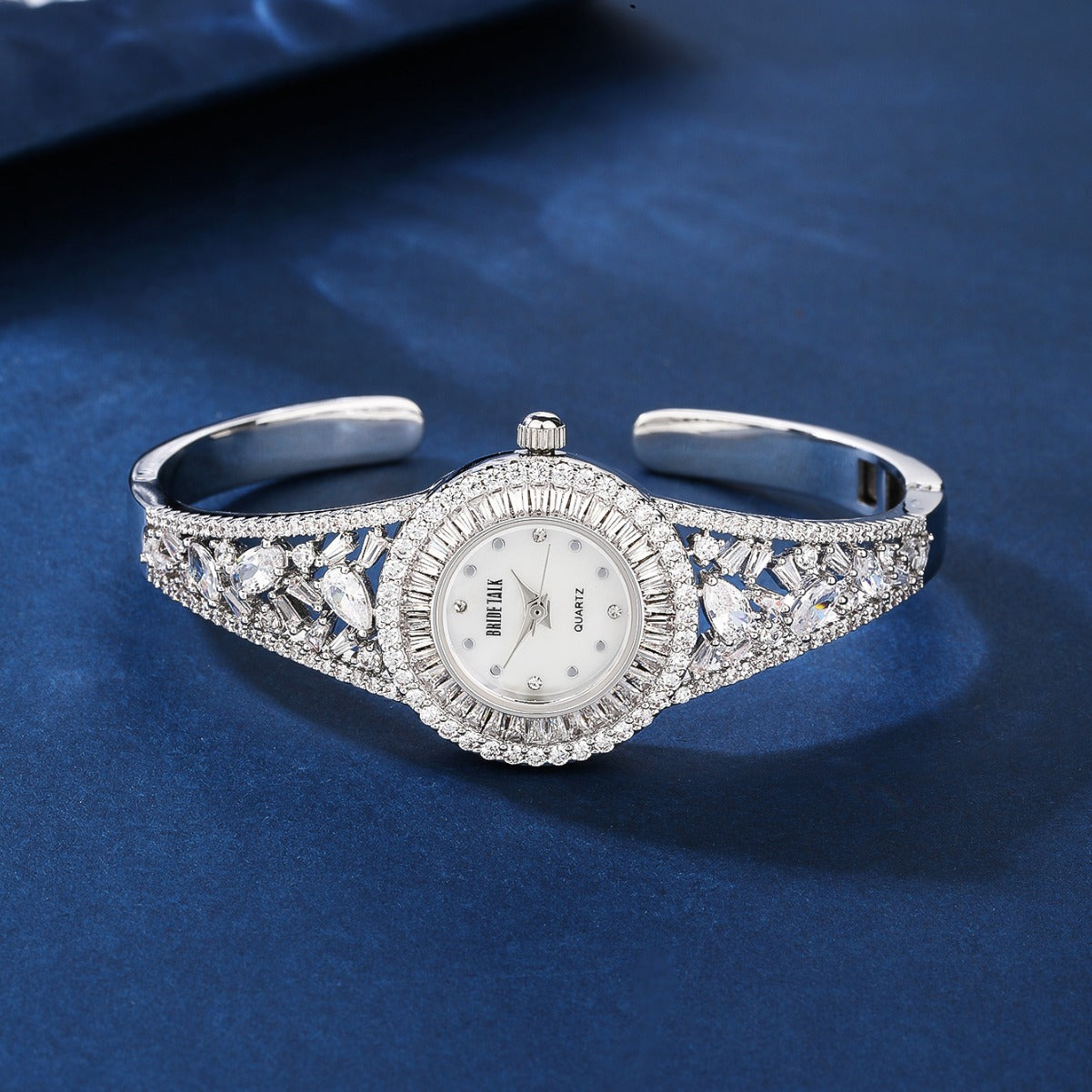 BrideTalk Light and luxurious hollow design studded with zircon watches