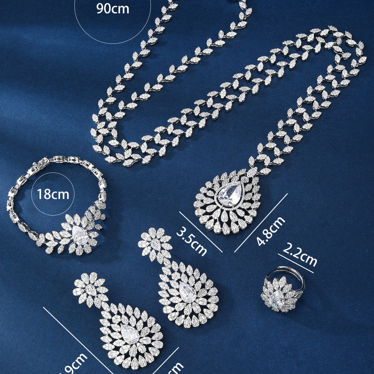 BrideTalk Luxurious diamond hand-encrusted necklace set