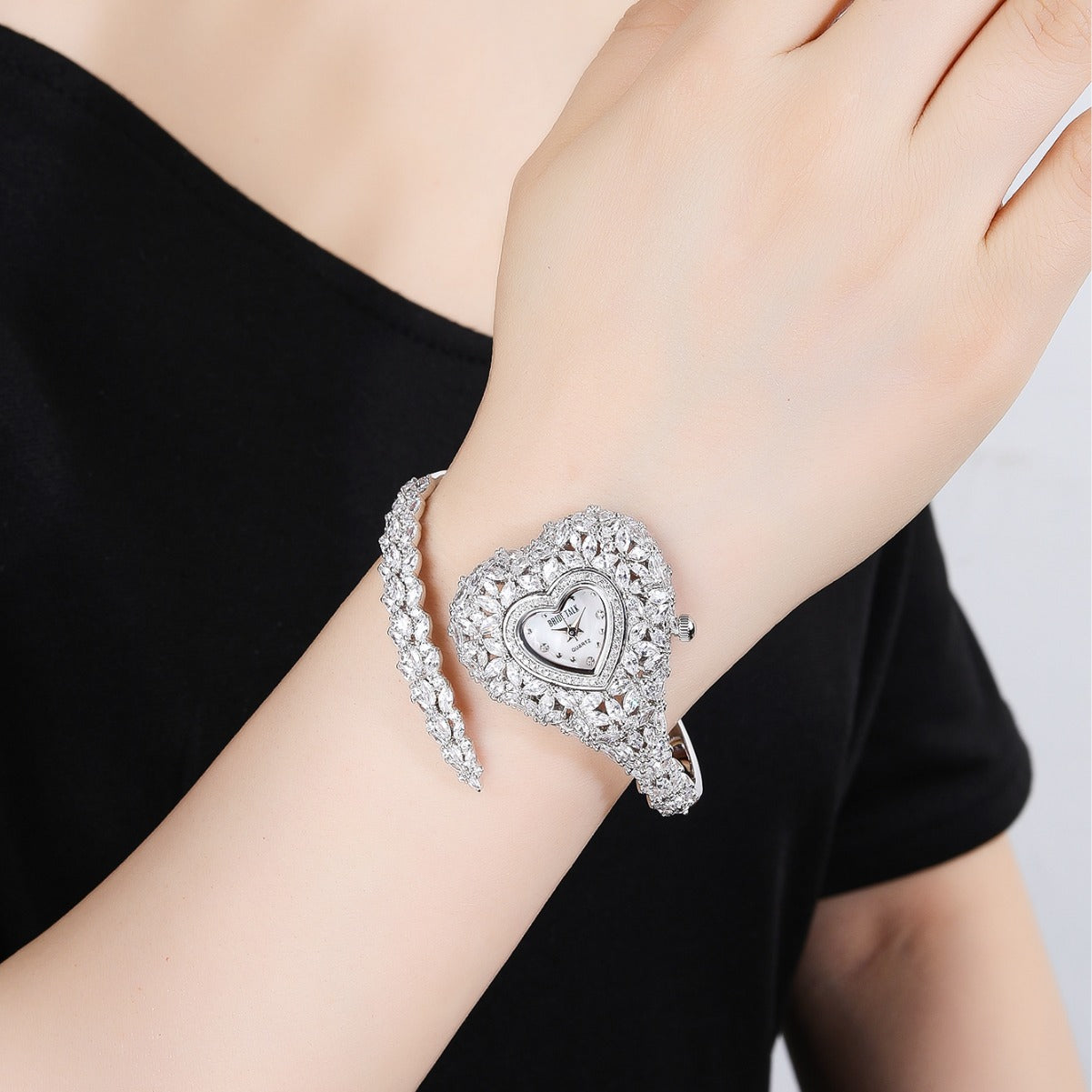 BrideTalk Heart shape unique design diamond watch