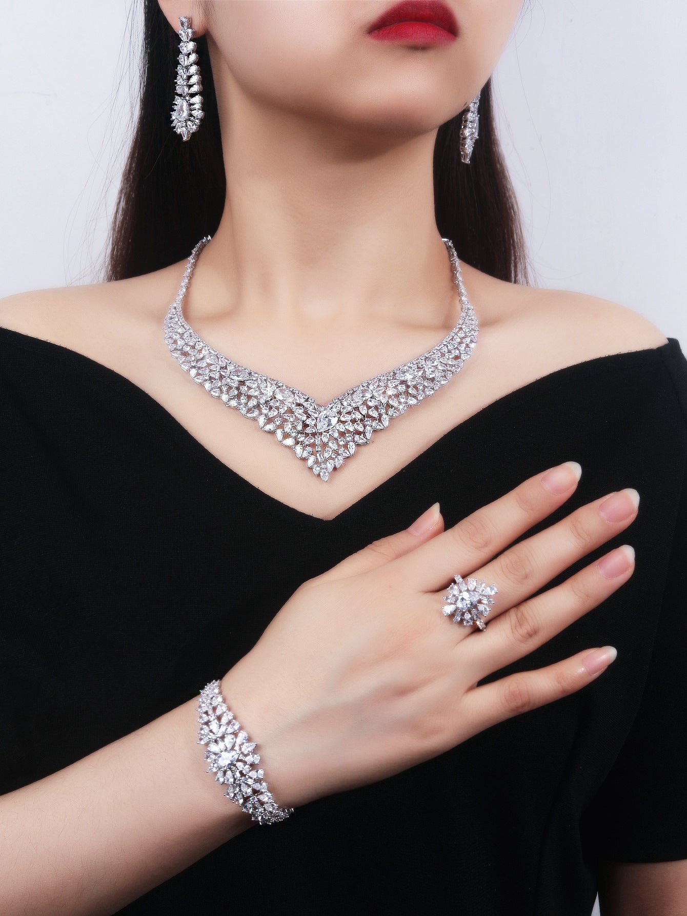 EurBrideTalk opean and American exquisite and gorgeous crystal full diamond luxury four-piece set