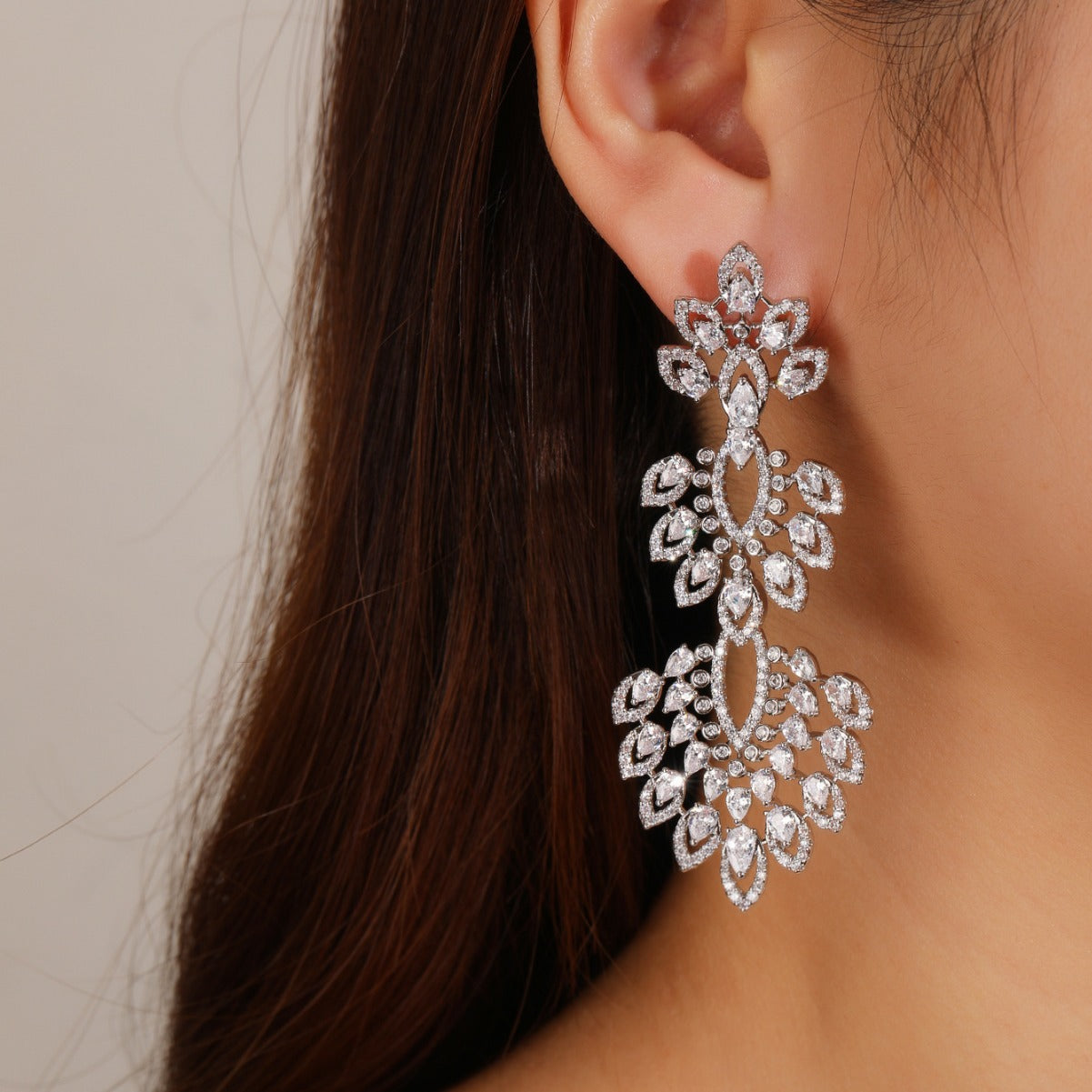 BrideTalk Long elegant earrings studded with bright stones