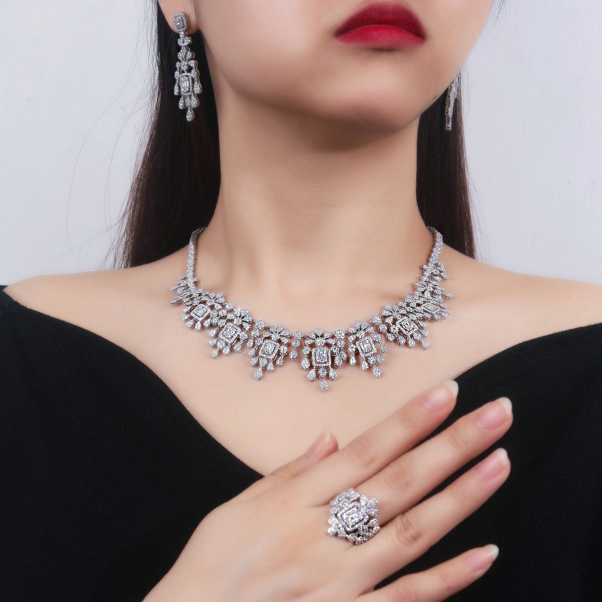 BrideTalk Luxurious zircon diamond necklace set