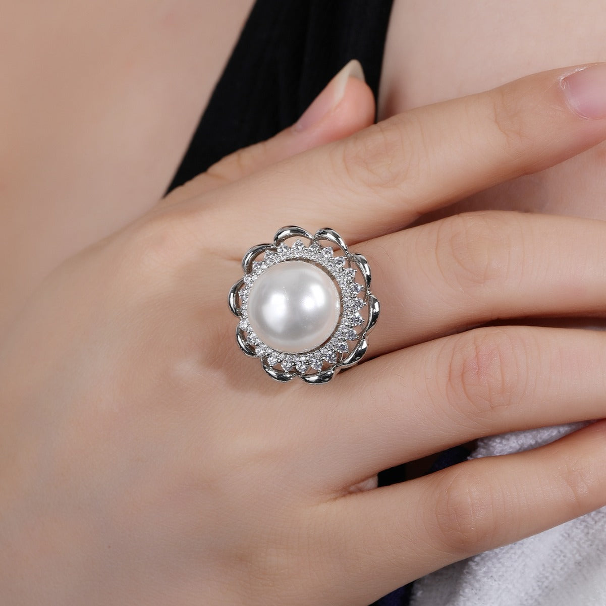 BrideTalk Fashionable luxury zircon pearl statement ring