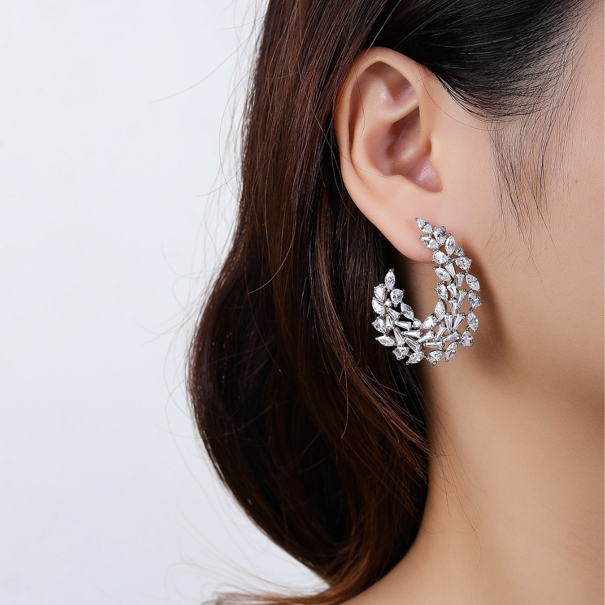 BrideTalk Trendy luxury white zircon large earrings