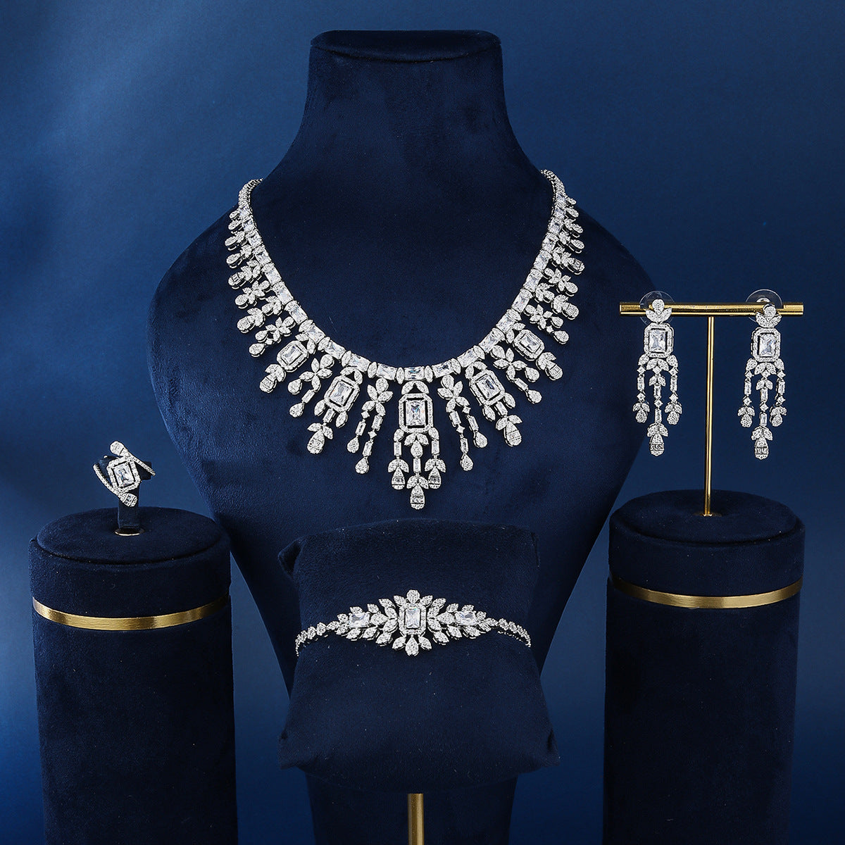 BrideTalk Saudi full diamond zircon fashion tassel set